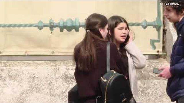 Embedded thumbnail for De ce elevii români de 15 ani au o performanță mai mică decât media OCDE în matematică, lectură și știintă?